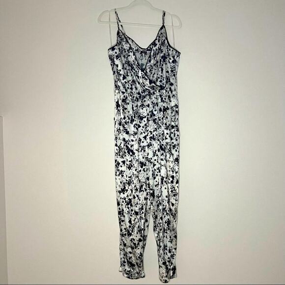 525 America Silk Patterned Jumpsuit Size Large L - Picture 4 of 12